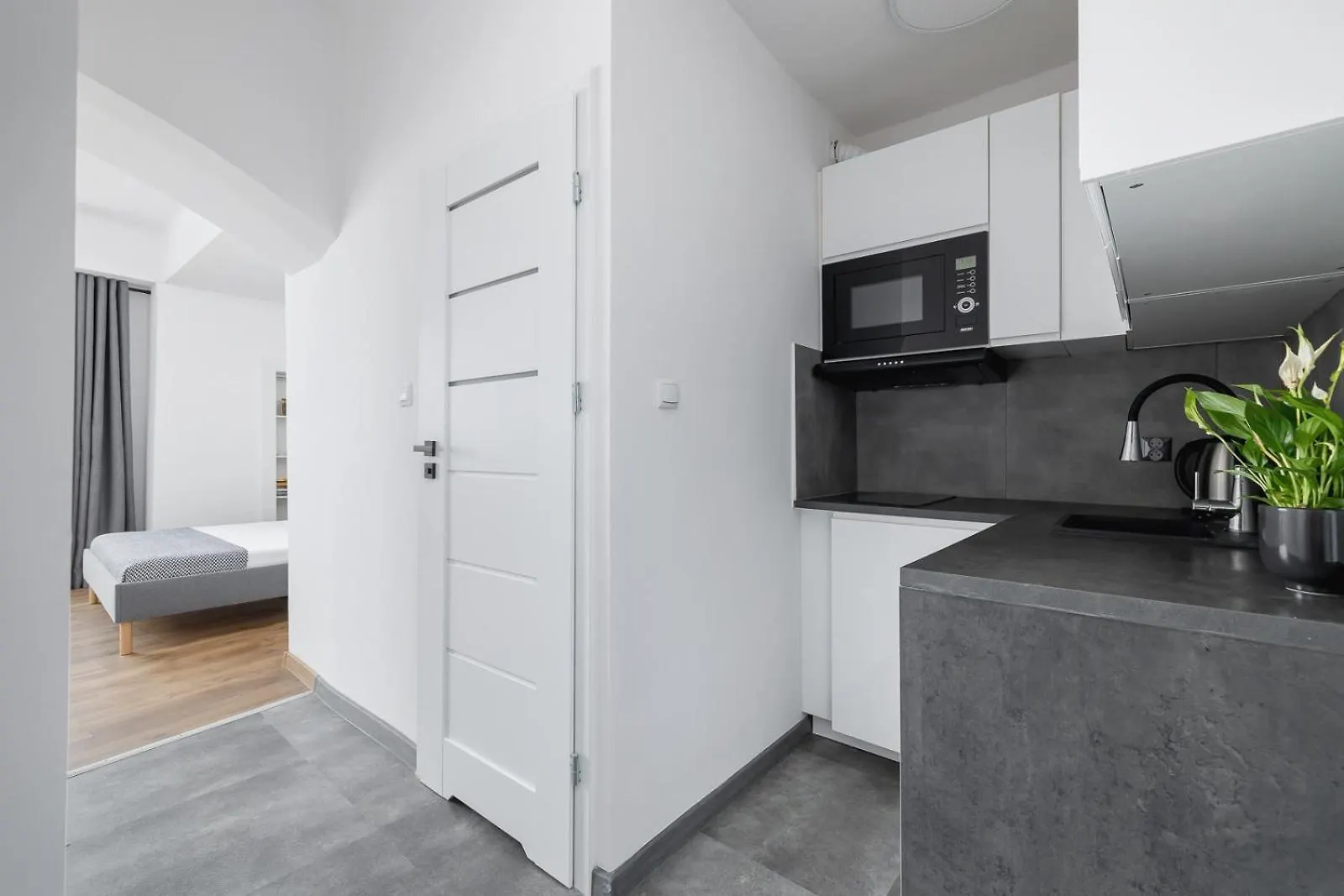 Zyblikiewicza 5- Studio Apartment- Old Town Krakow Apartment